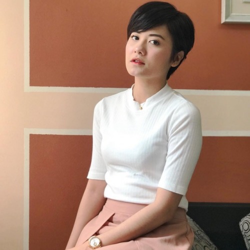 IsyaRiana VS Niena Azman&hellip; siapa pilihan korg???