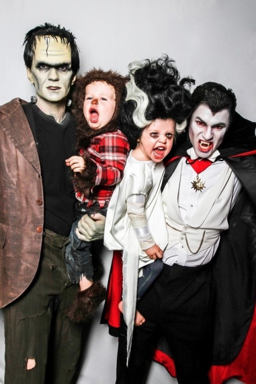 neilerburtkapathhimymer: Burtka-Harris Family Halloweens Throughout The Years!