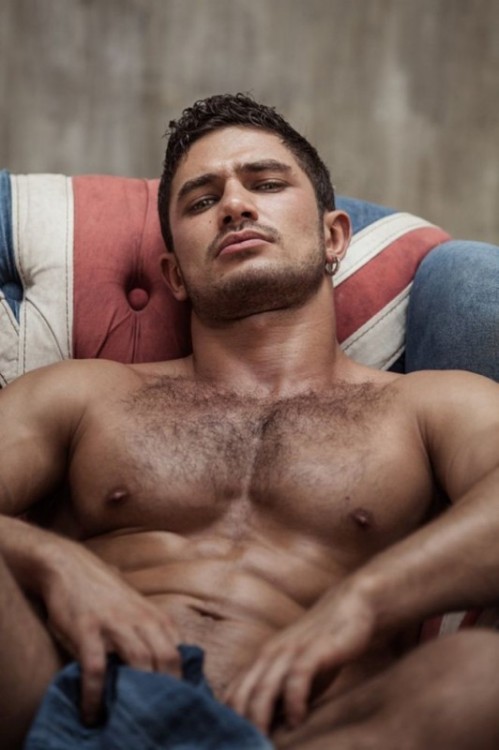 Follow my two hairy men blogs: http://sambrcln.tumblr.com http://hairysex.tumblr.com