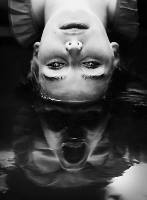 kiciamoimbogiem:  Untitled | via Tumblr na We Heart It. 