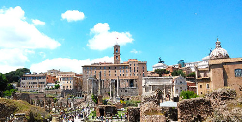 last-of-the-romans:The Roman Forum.