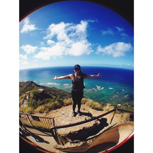 Diamond Head. ☑️ #teamwaikikisneaky #hawaii #diamondhead #hiking #NiksSummer2k14 #diamondsareagirlsb