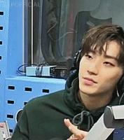 Jongup Being A Cutie During Yongguk’s Part