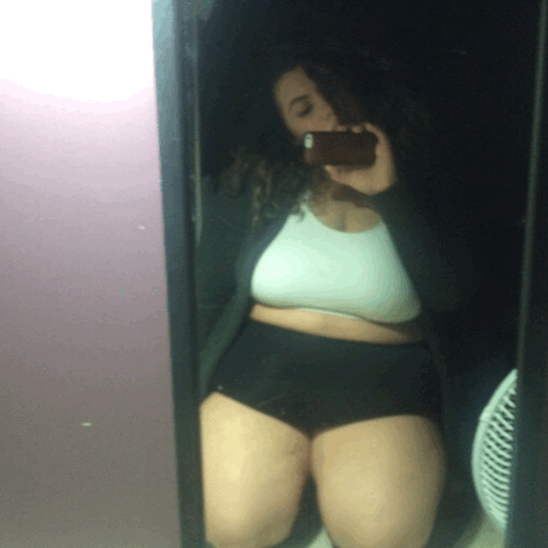 ibadbitch:  I was feelin my body tonight💗