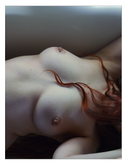 wolfundermyskin-deactivated2014:  Self portrait by Leliana Wolf (x) 