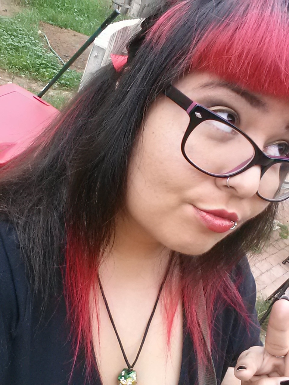 xdragon-queenx:  Missing the red a little   Umm me too..