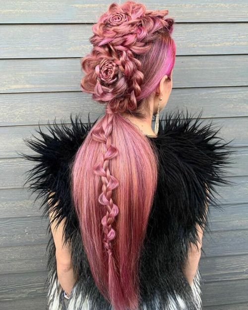Hairstyles by Alejandro Lopez (More info: Instagram | TikTok)Click below for more!(^lace is sewn int