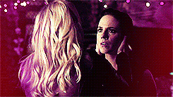 coinneachh:  30 days of valkubus └ day 8 - bo/tamsin + kisses 