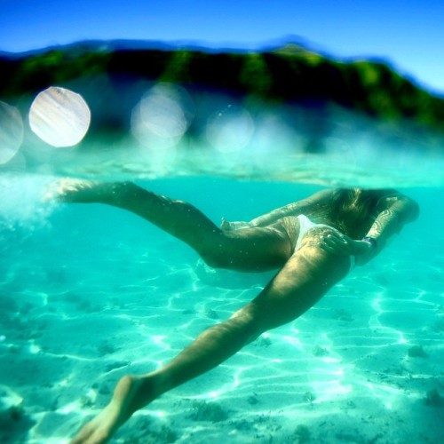 surfandbefree.tumblr.com Quincy Davis ph. Morgan Maassen