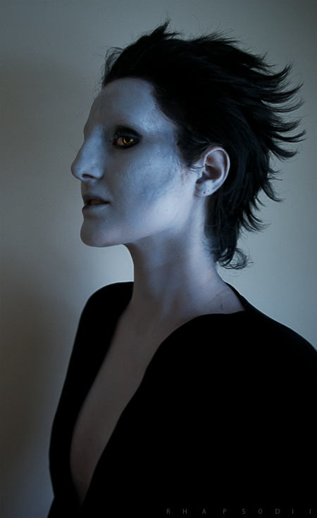 gemiblu:  sodii:  The Nightmare King Finally a decent photo of my movieverse Pitch cosplay, now with the wax nose prosthetic. (obviously) im still smoothing how how to apply the makeup but for being a first run im pleased enough. Hopefully ill get more