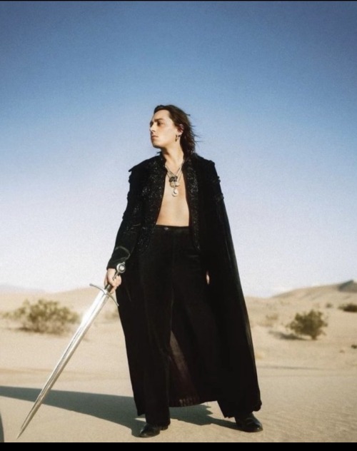 Pretty Sure My Type Is Just Hot People With Swords 