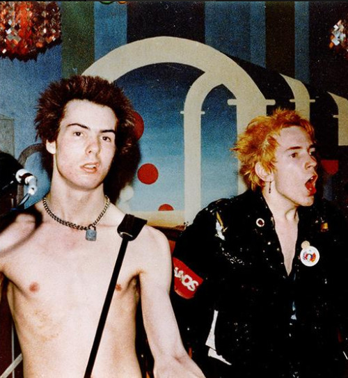 janiejonesrules:  Sex Pistols at Club Zebra (Sweden) in 1977.