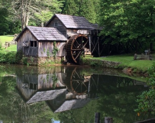 Mabry Mill, Blue Ridge Parkway, Meadows of Dan, ole Virginny, 2014.Need to deal in cliches now and t