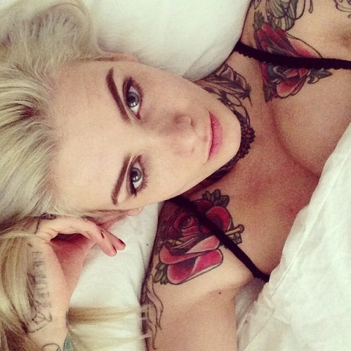 ghstking:  tattoo and other stuff blog, other stuff being trill shit and ganja 