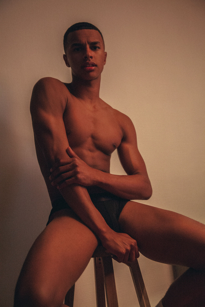 xckingx:  dannyboi2-model-behavior: Gorgeous! New face Olorun Webster by Pantelis