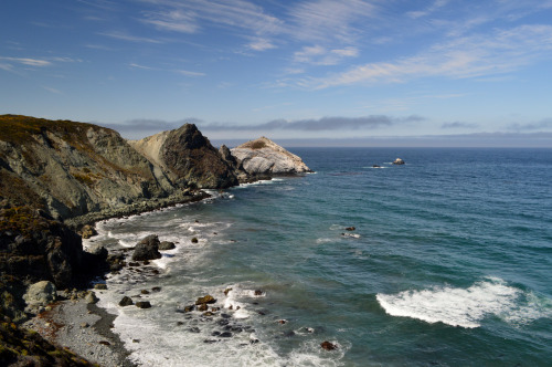 The first two days at Big Sur have been amazing. The morning fog washed away by the afternoon and Je