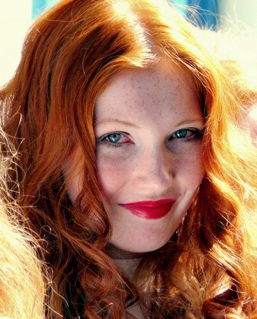 redhead-beauties:  Redhead redhead-beauties.blogspot.com/  Fill out 30 sec. Porn Survey and G
