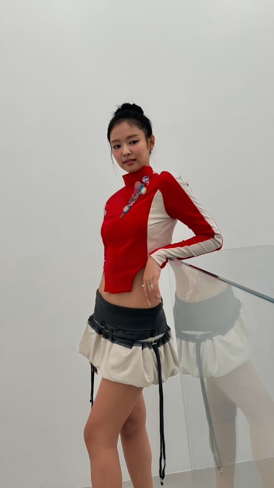 Jennie ( Blackpink)