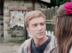 jodunsh:  (ﾉ◕ヮ◕)ﾉ*:･ﾟ✧  confused Kieren Walker  