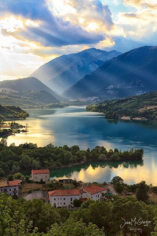 Lake Barrea, Italy