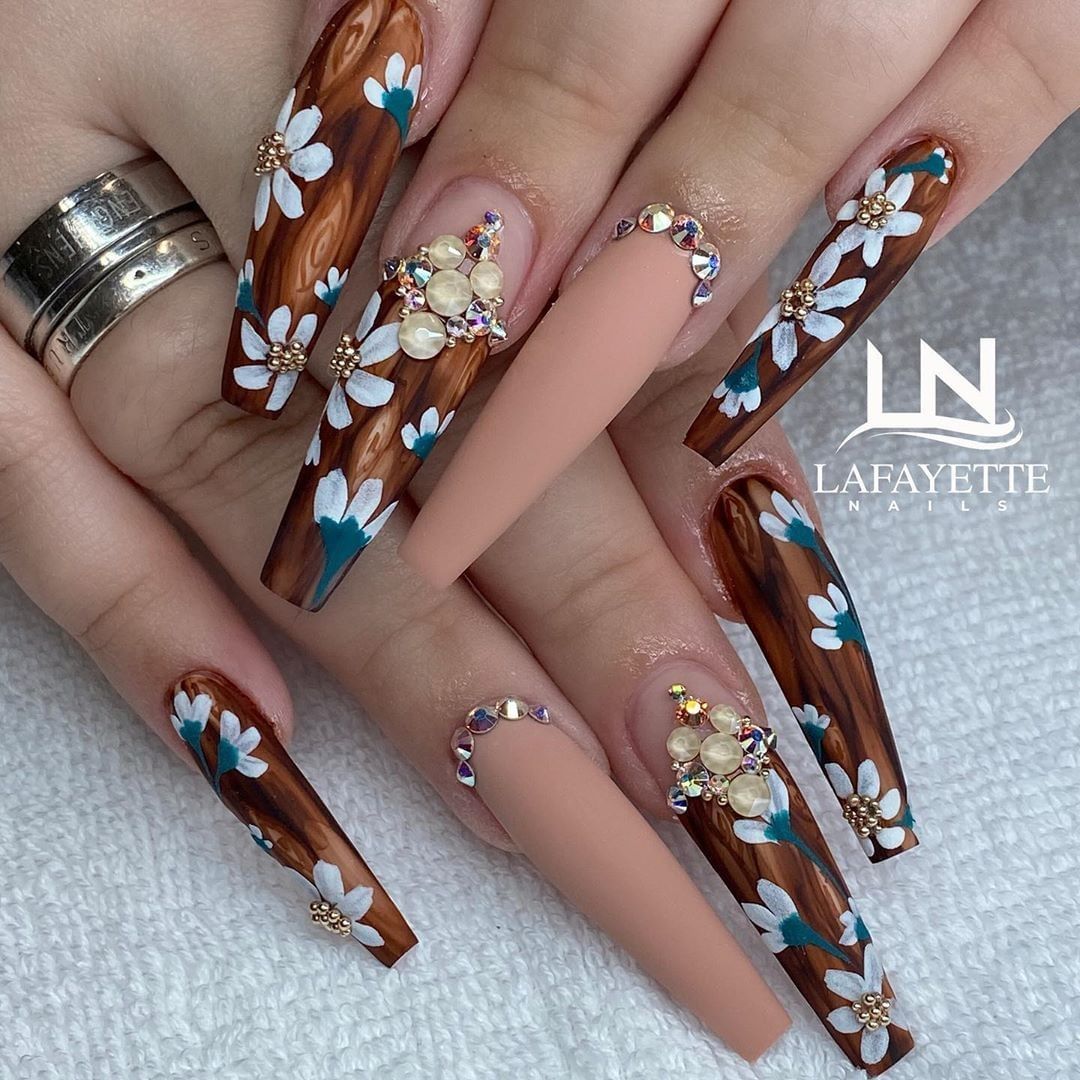 Nail Art: Easter Nails | Nailpro