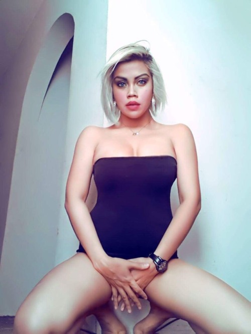 alexamillers: I don’t believe that I’m perfect. But I do believe that I’m humble & my pussy is 