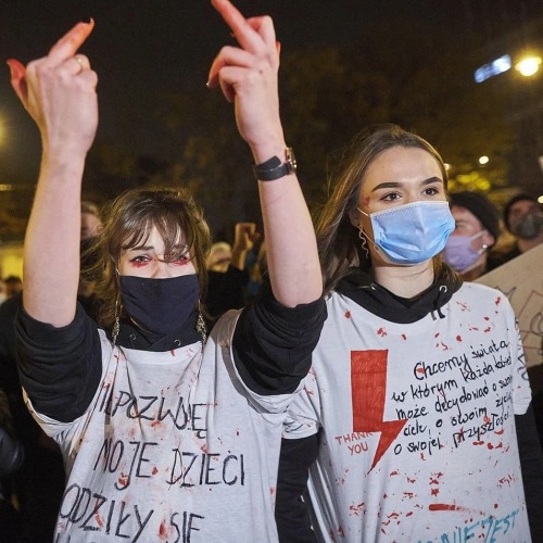 lordendsavior:Ninth day of anti -government protests in Poland over abortion law | 30.10.2020(via gazeta_wyborcza)