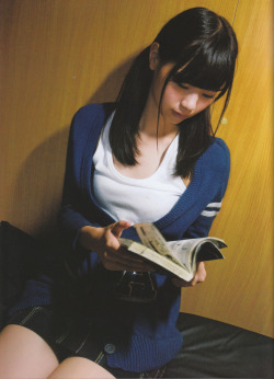 phorbidden:  kawa-yui:  AKB48 Wallpapers — Nanase Nishino 1st Photobook “Fudangi”  西野七瀬 