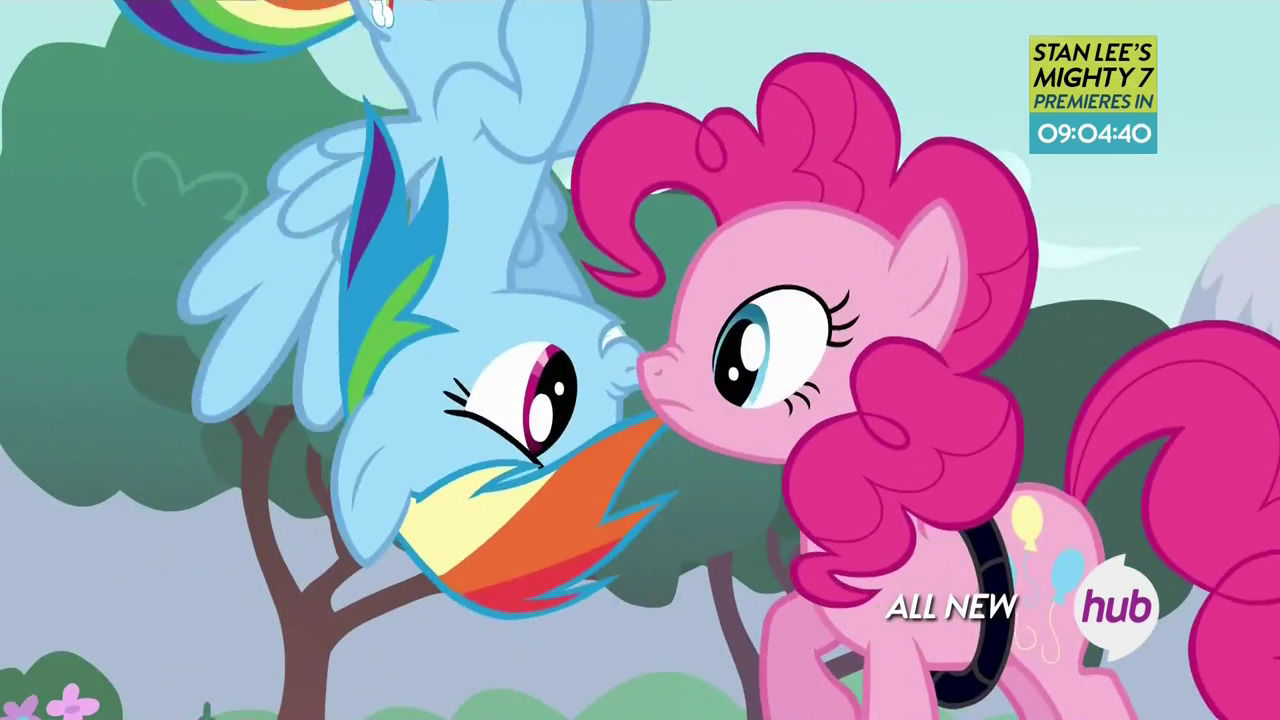 osteophagy:  pinkie pie realizing she’s a lesbian 