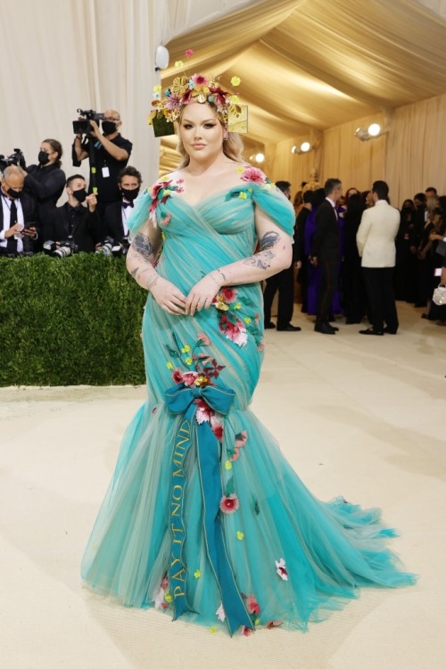 callumsmick:Nikkie de Jager attends The 2021 Met Gala Celebrating In America: A Lexicon Of Fashion a