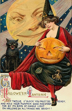 weirdchristmas: “Hold your pumpkin good