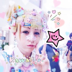 sohakone:  I took sooo many selfies during Metro so I thought I would have lots to post but turns out I look like poop in 90% of them so.. #metrocon #decora #decorafashion #fml