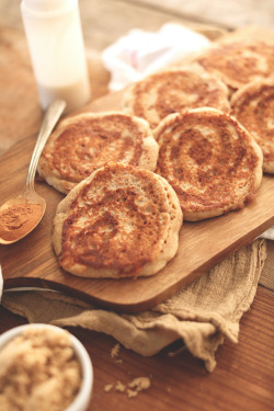 vegan-yums:  Vegan Cinnamon Roll Pancakes