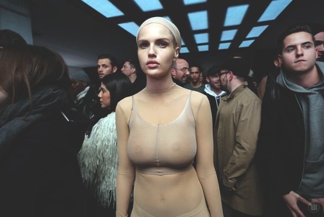 therunwaylife:  Yeezy Season.   #RNWY #RNWYLIFE