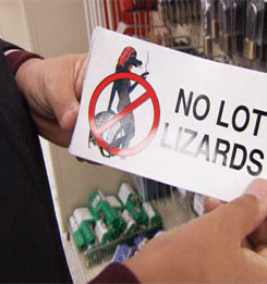 oscarwetnwilde:  Stephen Fry In America- Stephen Fry goes to a truck stop.