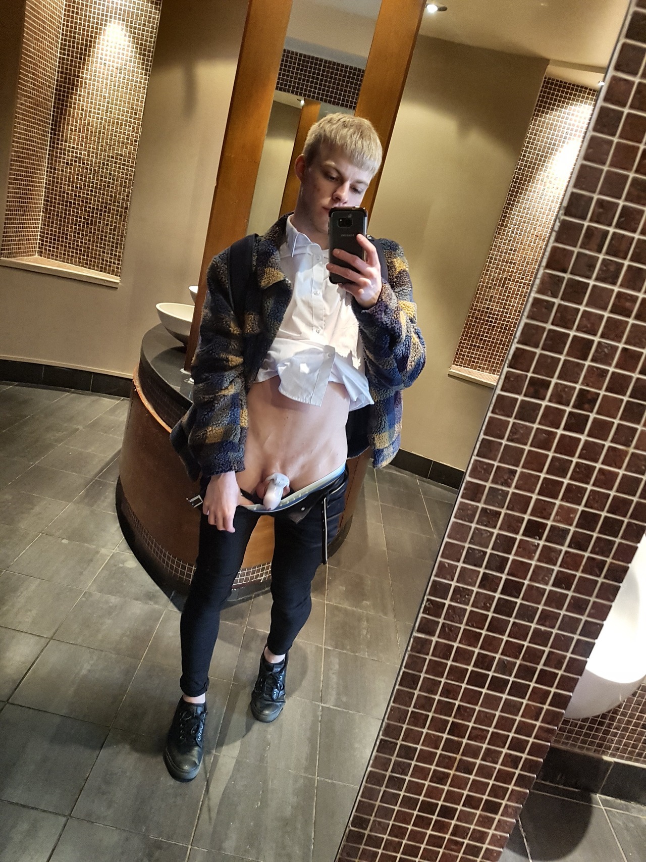 holy-trainer-locked: idaresyou:  Day 6: When your KH @bavarianboi chooses your underwear
