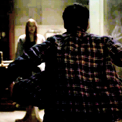 weslehgibbins:Stiles running towards Lydia