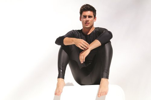 amazingmalenudity:  Chris Mears