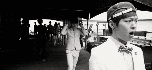 bambee-the-beauty:  b2nguk:  blacknsioux:  femmegoon:  rawgy:    Changsub’s precious reaction to exotics screaming ft sexy sungjae       