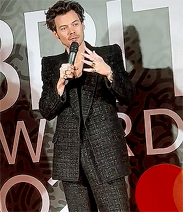 HARRY STYLESBRITS 2023 Outfit Appreciation