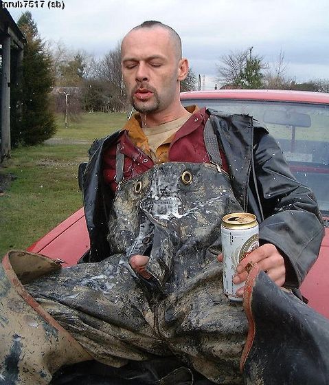 MUCKSPREADER
