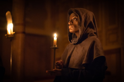 Doctor Faustus on stage in the Sam Wanamaker Playhouse.  Paulette Randall directs a lively productio