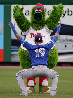 Sportingnewsarchive:  Photo Of The Day: Philadelphia Phillies Mascot The “Philly