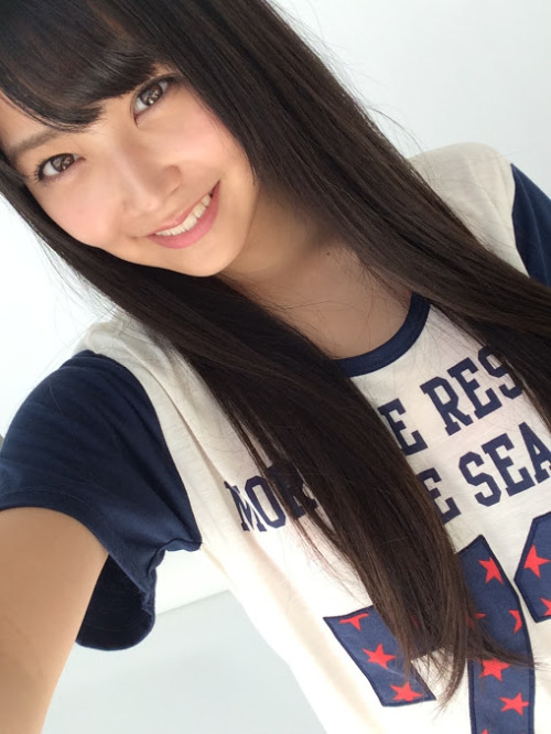 akibeya:  みなさん！！ 発売中〜の！！！ 『月刊エンタメ』さん！！！ みるみるして下さいましたか？？ 今回は、 あかみるでグラビアさんです！！ … 白間美瑠