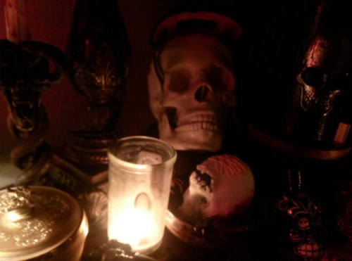irias-mind:  I wasn’t joking when I said my home is full of skulls