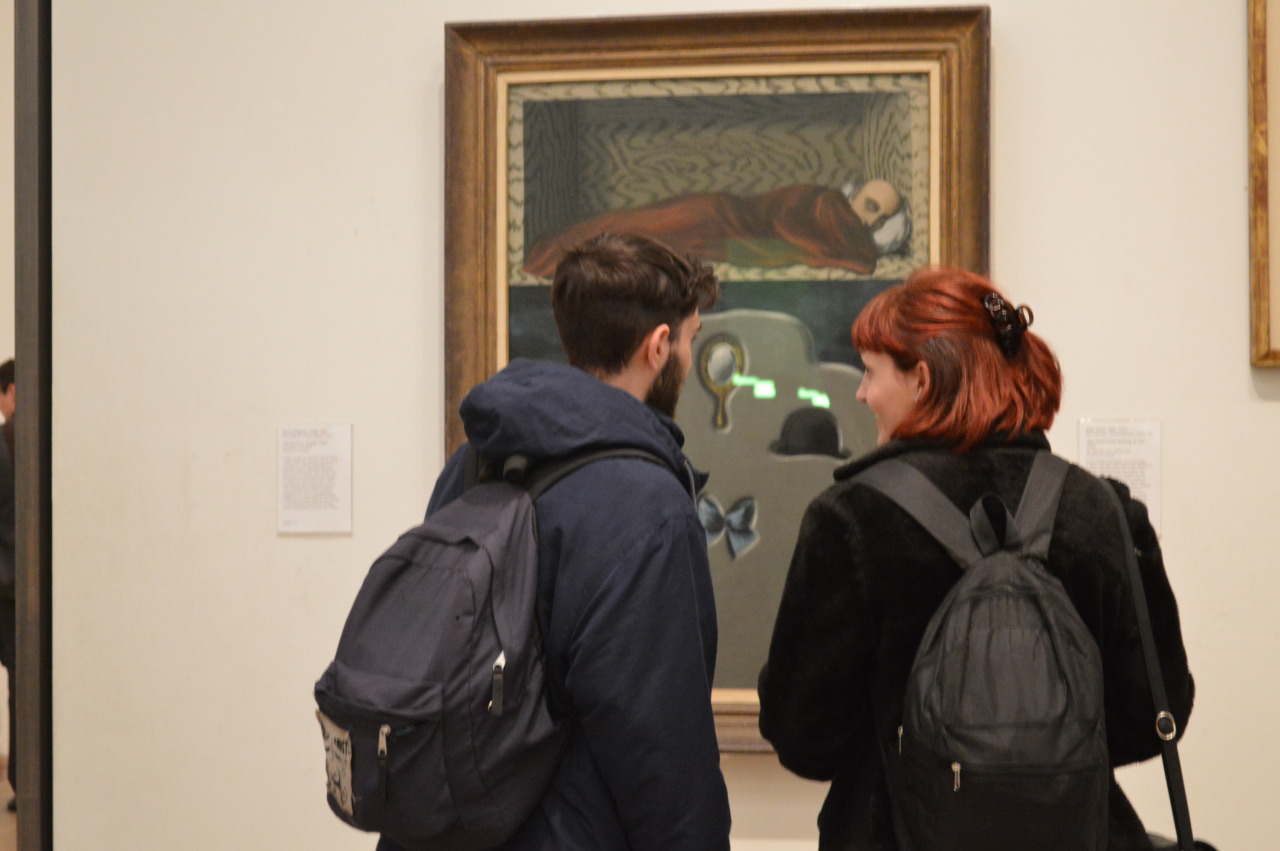 orbhit:  couples at museums (part 1) - to be continuedLucila Todaro  This shall be