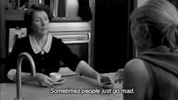 ahorrorstorycircle:  Moira o'hara- season 1. 