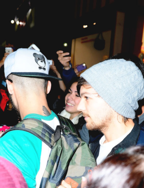 slutzouis:  x