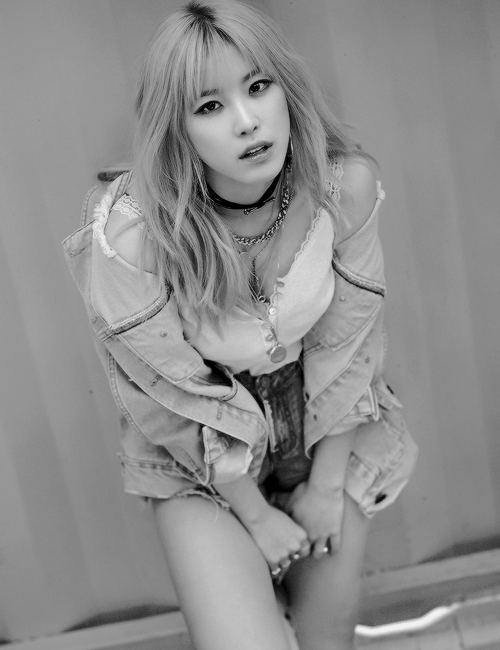   Hyosung Born: October 13, 1989 https://instagram.com/secrettimehs/  