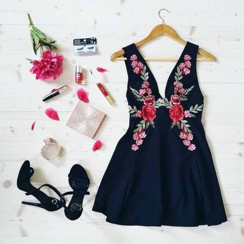 rosegalfashion: A Nice combo isn’t it? @rosegalfashion free shipping worldwide #rosegal.com